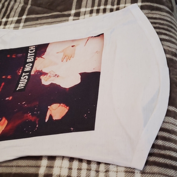 Semi new - Picture 3 of 4